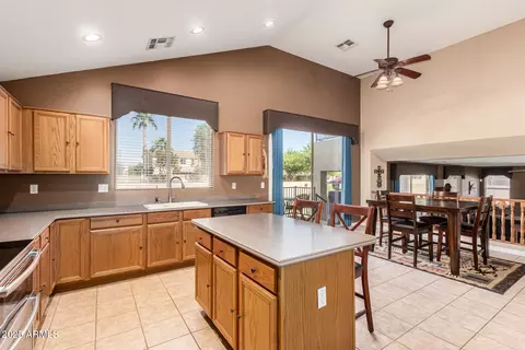Kitchen - 9822 E Lompoc Ave, Mesa, AZ 85209 photo 3 of 3