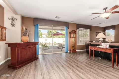 Living - 9822 E Lompoc Ave, Mesa, AZ 85209 photo 1 of 4