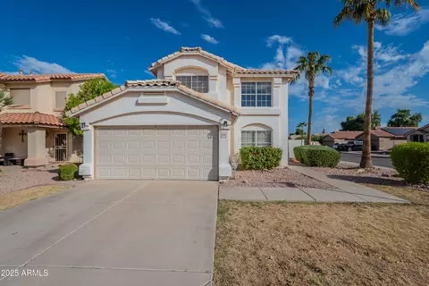 1070 W Lark Dr, Chandler, AZ 85286