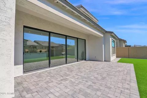 Exterior - 5641 E Sayan St, Mesa, AZ 85215 photo 4 of 8