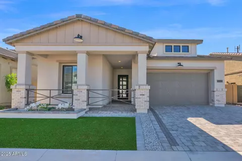 5641 E Sayan St, Mesa, AZ 85215