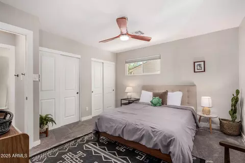Bedroom - 1017 E Rose Ln, Phoenix, AZ 85014 photo 1 of 5