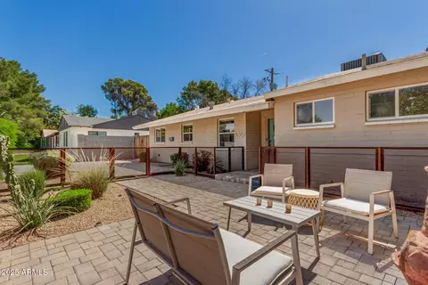 Exterior - 1017 E Rose Ln, Phoenix, AZ 85014 photo 6 of 9
