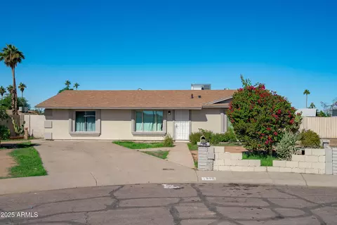 1618 N 52nd Dr, Phoenix, AZ 85035
