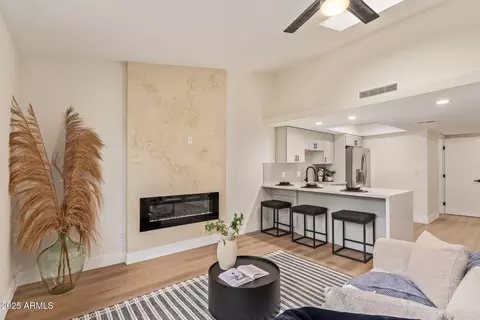 2020 W Union Hills Dr #146, Phoenix, AZ 85027