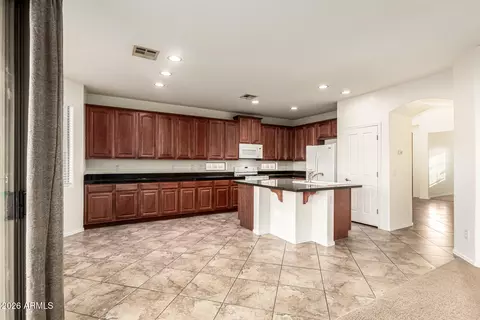 Kitchen - 3764 E Sexton St, Gilbert, AZ 85295 photo 2 of 4