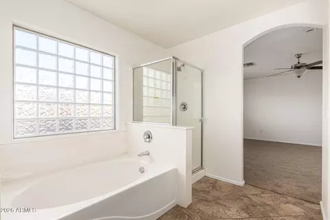 Bath - 3764 E Sexton St, Gilbert, AZ 85295 photo 2 of 3