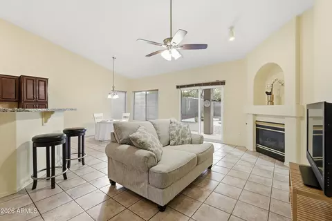 6255 E Riverdale St E, Mesa, AZ 85215 photo 12