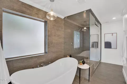 Bath - 18047 E Vencino St, Gilbert, AZ 85298 photo 2 of 5