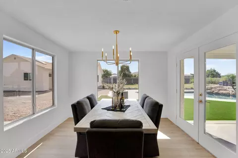 Dining - 18047 E Vencino St, Gilbert, AZ 85298 photo 3 of 3
