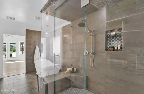 Bath - 18047 E Vencino St, Gilbert, AZ 85298 photo 3 of 5
