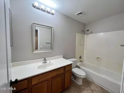 Bath - 4886 E Thunderbird Dr, Chandler, AZ 85249 photo 1 of 3