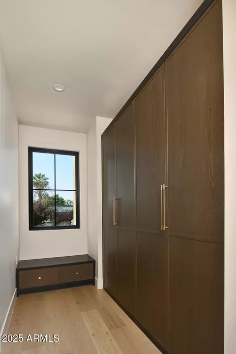 Other - 4215 N 34th St, Phoenix, AZ 85018 photo 9 of 11