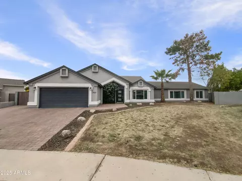 1820 N Avoca Cir, Mesa, AZ 85207