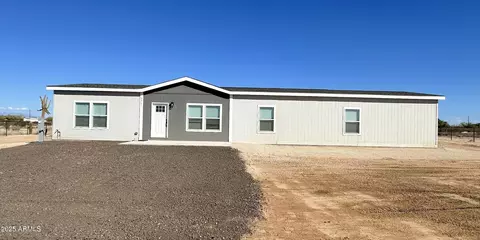 8861 N Sayonara Trl, Florence, AZ 85132