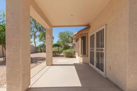 Exterior - 4613 E Walnut Rd, Gilbert, AZ 85298 photo 4 of 11