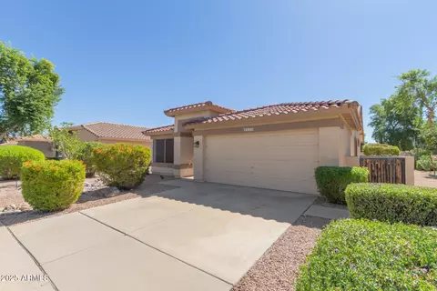 Exterior - 4613 E Walnut Rd, Gilbert, AZ 85298 photo 3 of 11