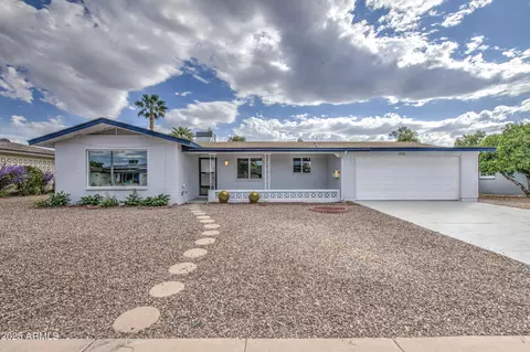6027 E Duncan St, Mesa, AZ 85205
