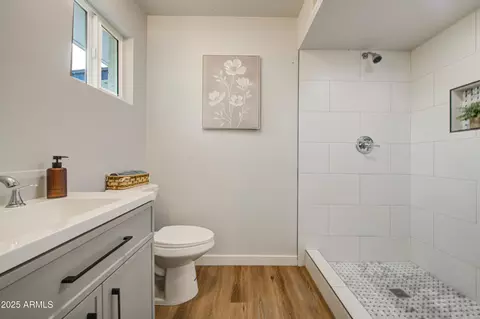 Bath - 6027 E Duncan St, Mesa, AZ 85205 photo 1 of 7