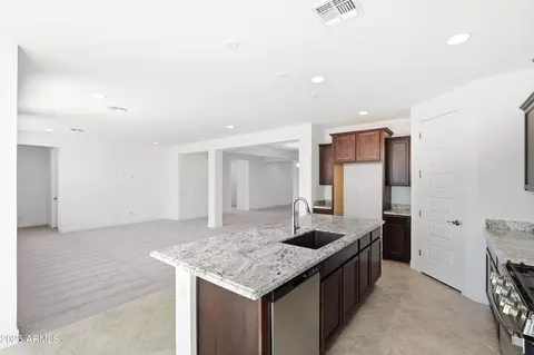 25111 N 170th Ln, Surprise, AZ 85387