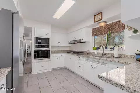 936 E 8th Pl, Mesa, AZ 85203