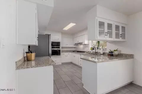 Kitchen - 936 E 8th Pl, Mesa, AZ 85203 photo 4 of 4