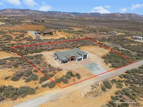 15900 E Lone Fox Trl, Dewey, AZ 86327 photo 3