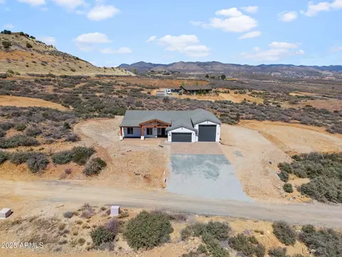 15900 E Lone Fox Trl, Dewey, AZ 86327 photo 2