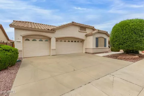 17400 N Goldwater Dr, Surprise, AZ 85374