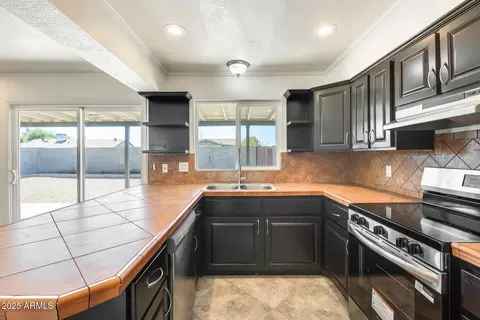 Kitchen - 1047 W Cornell Dr, Tempe, AZ 85283 photo 2 of 3