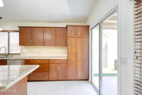 Kitchen - 3211 E Menadota Dr, Phoenix, AZ 85050 photo 9 of 9
