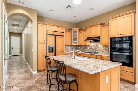 213 E Summerside Rd, Phoenix, AZ 85042 photo 8