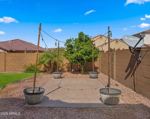 Exterior - 10220 E Talameer Ave, Mesa, AZ 85212 photo 7 of 11