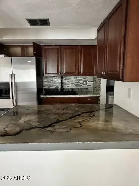 8574 E Indian School Rd #F, Scottsdale, AZ 85251
