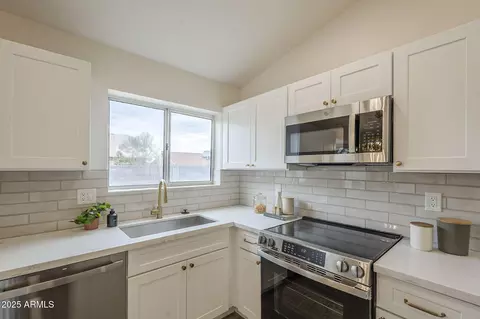 Kitchen - 3203 E Dover St, Mesa, AZ 85213 photo 2 of 5