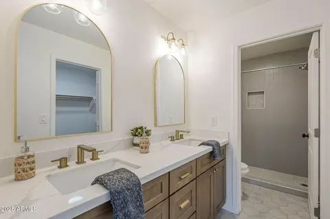 Bath - 3203 E Dover St, Mesa, AZ 85213 photo 1 of 2