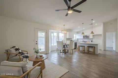 3203 E Dover St, Mesa, AZ 85213