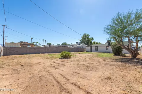 Exterior - 8022 E 1st Ave, Mesa, AZ 85208 photo 3 of 5