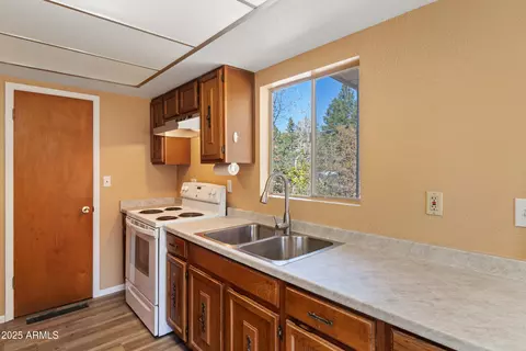 8096 W Parkinson Dr, Pine, AZ 85544 photo 23