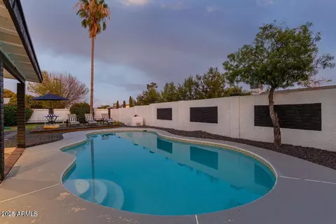 Exterior - 2939 E Corrine Dr, Phoenix, AZ 85032 photo 5 of 14
