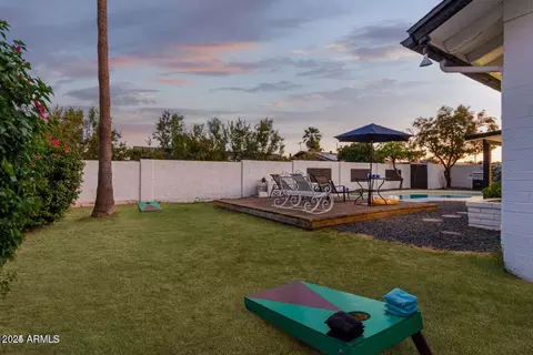 Exterior - 2939 E Corrine Dr, Phoenix, AZ 85032 photo 11 of 14