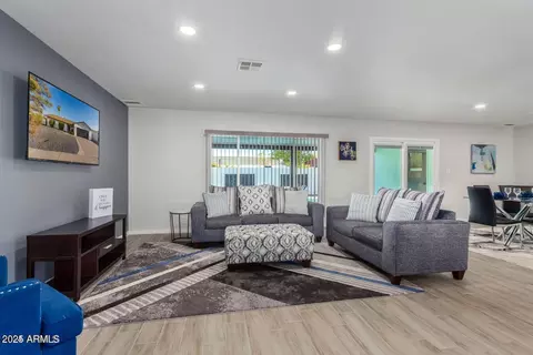 Living - 2939 E Corrine Dr, Phoenix, AZ 85032 photo 2 of 5