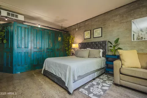 Bedroom - 353 E Thomas Rd #C307, Phoenix, AZ 85012 photo 6 of 7