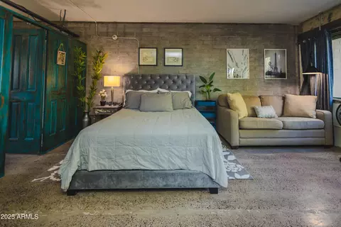 Bedroom - 353 E Thomas Rd #C307, Phoenix, AZ 85012 photo 5 of 7