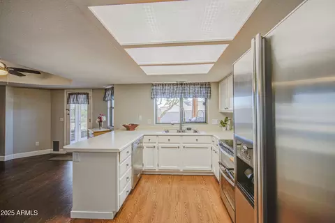 Kitchen - 6205 E Ivy St, Mesa, AZ 85205 photo 2 of 4