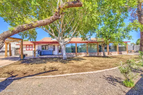 Exterior - 6205 E Ivy St, Mesa, AZ 85205 photo 14 of 19