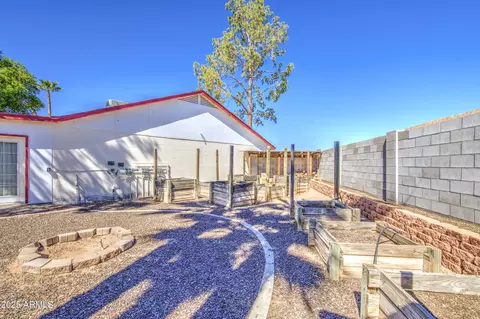 Exterior - 6205 E Ivy St, Mesa, AZ 85205 photo 11 of 19