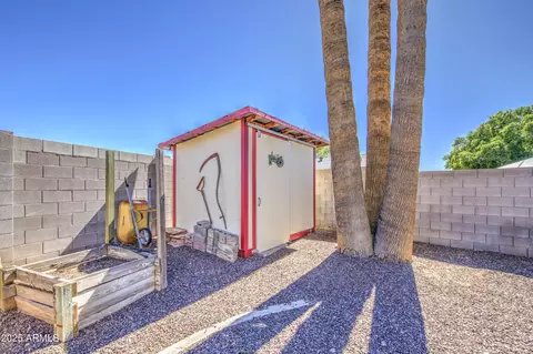 Exterior - 6205 E Ivy St, Mesa, AZ 85205 photo 10 of 19
