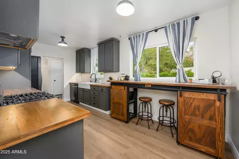 Kitchen - 1223 W Solano Dr, Phoenix, AZ 85013 photo 4 of 4