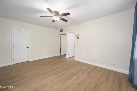 Living - 1223 W Solano Dr, Phoenix, AZ 85013 photo 8 of 8